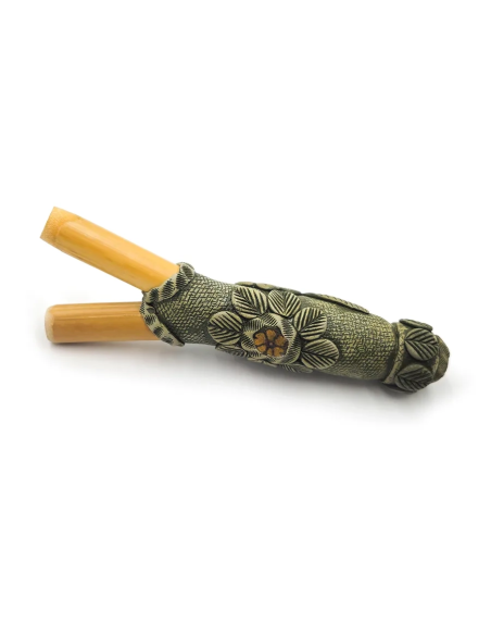 Kuripe with Snuff Container
