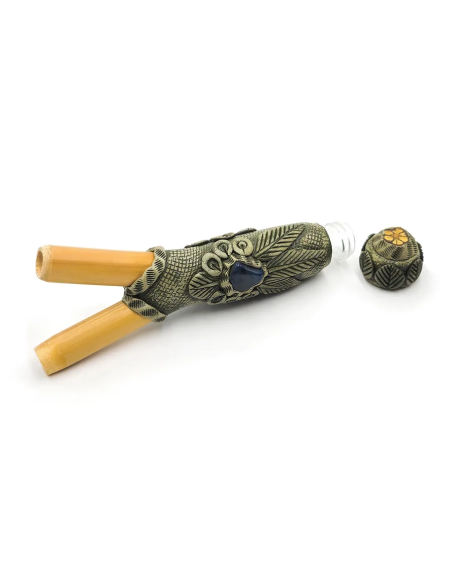 Kuripe with Snuff Container